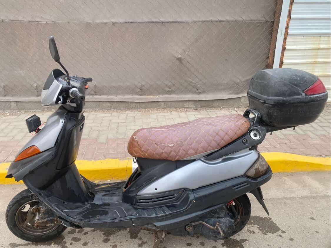 سلام عليكم
للبيع 
دراجه ياماها فراشه 140 مكينه مجفته دراجه شغاله 
للستفسار ***********
