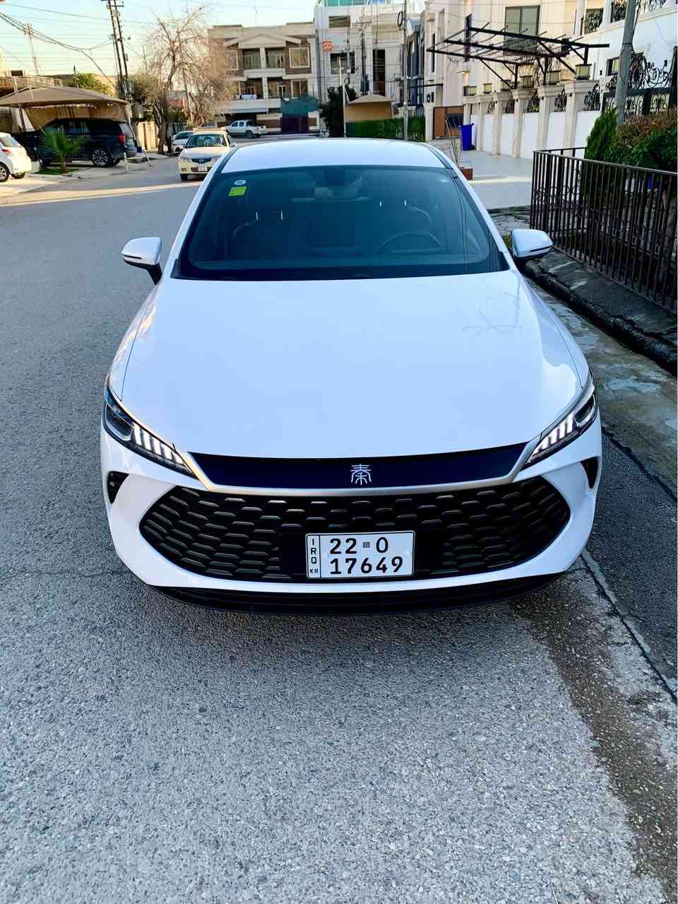 بی وای دی کیون پڵەس مۆدێل 2025
تانکی گەورە 2100 km دەرواتن 🚕🚗🚙

( 10 ) هەزار kmرۆیشتییە
رەقەم سەناوی فحس هەزە هەمووی تازەیە
سەیارەکە هیچی نییە  هەموو ئەشیای خۆی لەگەلە

سعری فرۆشتن ( 120 ) وەرەقە خلاسی 💥
واطس أپ ☎️***********
عنوان سیارە لە هەولێرە أربيل, العراق
