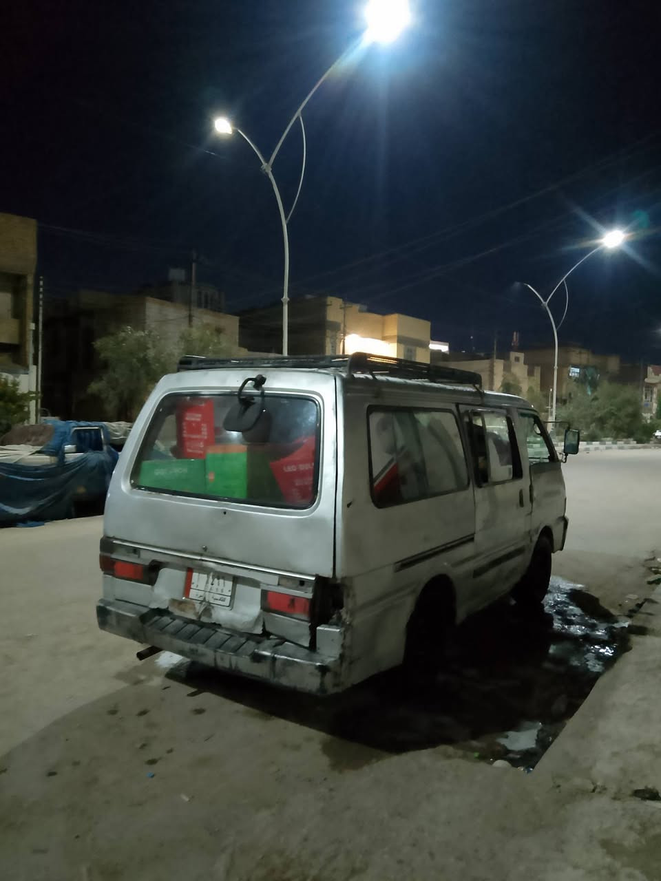 سلام عليكم  سياره بسته سياره جاهزه تخم تاير مكينه جديده كير كارتون سعر 25 بيه مجال رقم ***********
