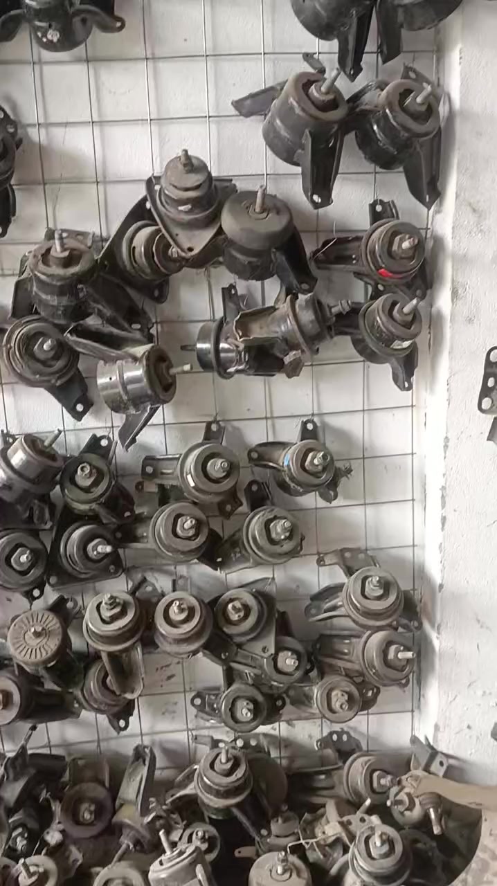 اذاين زيتيه جميع انواع السيارات الكوريه مستعمل وجديد ب انسب الاسعار 
العنوان ديالى بعقوبة الصناعه الثانيه قرب جسر الرازي 
للاستفسار الاتصال على الارقام 
***********
***********
