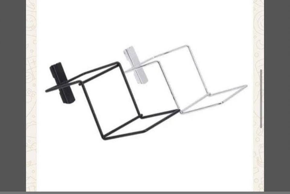 اغراض محل ملابس واحذية للبيع نظافه 100‎%‎ سعر مناسب رفوف خشب تفصال مع انار عدد2ب100 الف. ملكانه موجود خشب مفصلي وموجود مخصر ستاند خرز سباعي وستاند احذية سلات متحركة عدد2 لون اسود كل الاغراض الحديد مكانهم بغداد الشعب الرقم *********** للتواصل موجود واتساب
