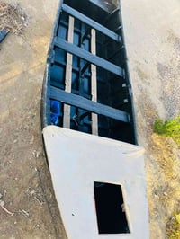 بلم للبيع السعر ٤٢٥ وبي مجال ٠٧٨٠٧٦٨٣٣٢٠