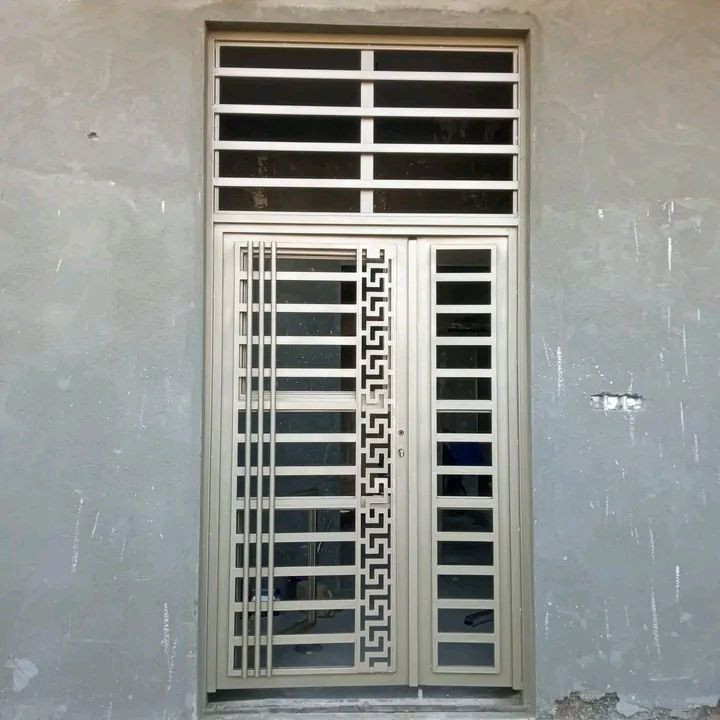 عليكم صباغ داخلي خارجي شبابيك واجهيات عوازل اسطح مانع رطوبه بابل 
***********
