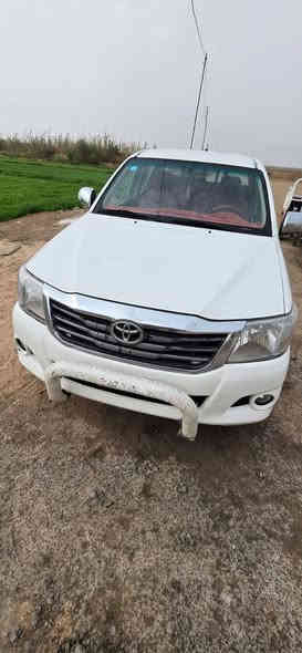 سلام عليكم 
(للبيع) هايلوكس موديل 2014 السياره أوتماتيك كفاله عامه سونارها موجود وشرط الفحص والتراي السياره كويتي شاصي 19 مكينه ام البطل، الشلعه فووول ومعروف الكويتي بعد ،رقمها واسط ،تخم تايرات جدد حداديه جديده وأصليه توها مسويه السياره احلى من الصور للأستفسار الأتصال على هاذ الرقم 
***********
