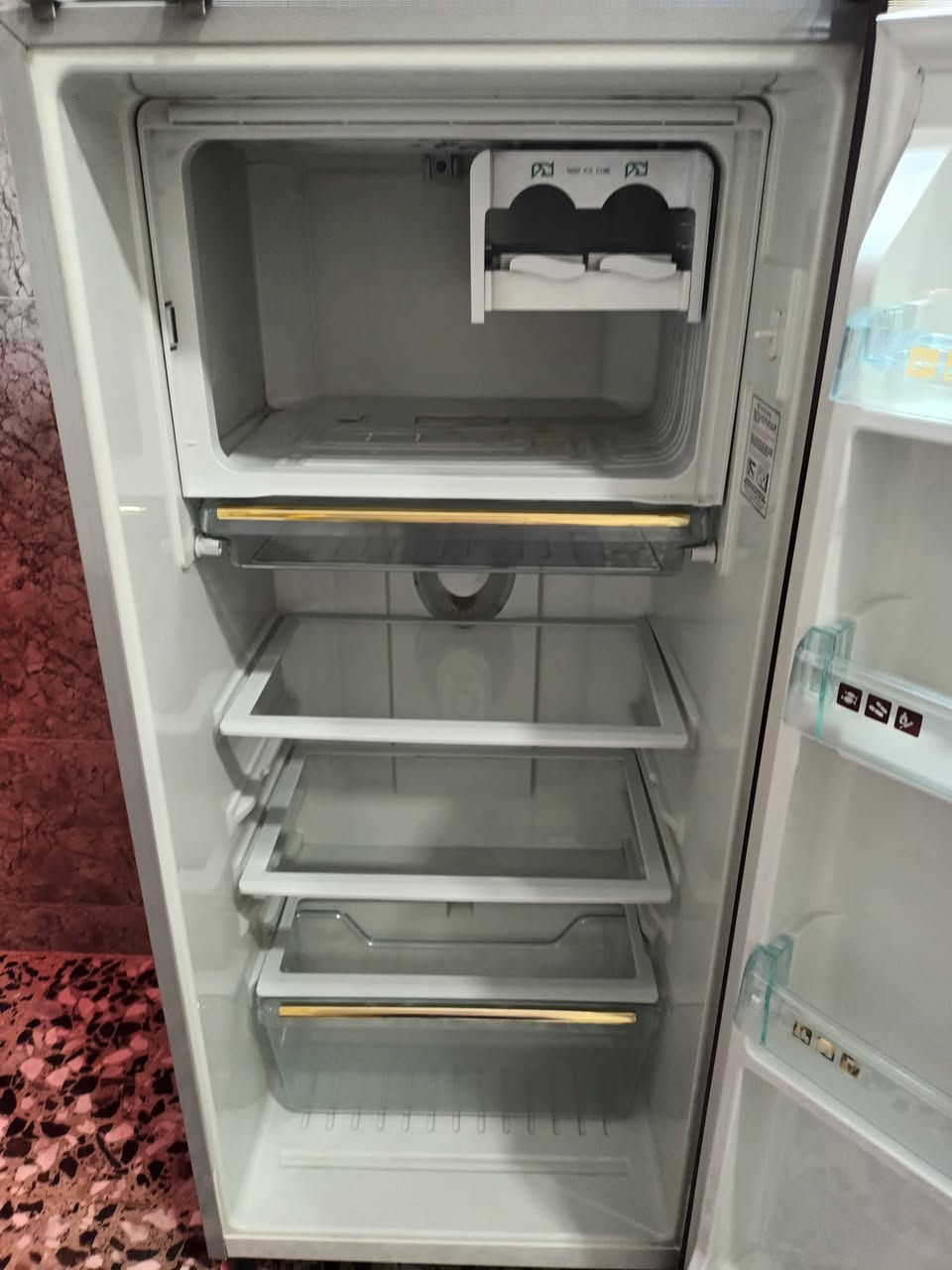 السعر 175


**إذا كنت صاحب هذا الإعلان وتريد حذفه لأي سبب، رجاءا أرسل رسالة إلى الدعم الفني**