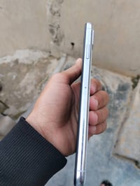 البيع اكس ماكس بدل بطاريه وشاشه شاشه اصليه ضهرر مكسور