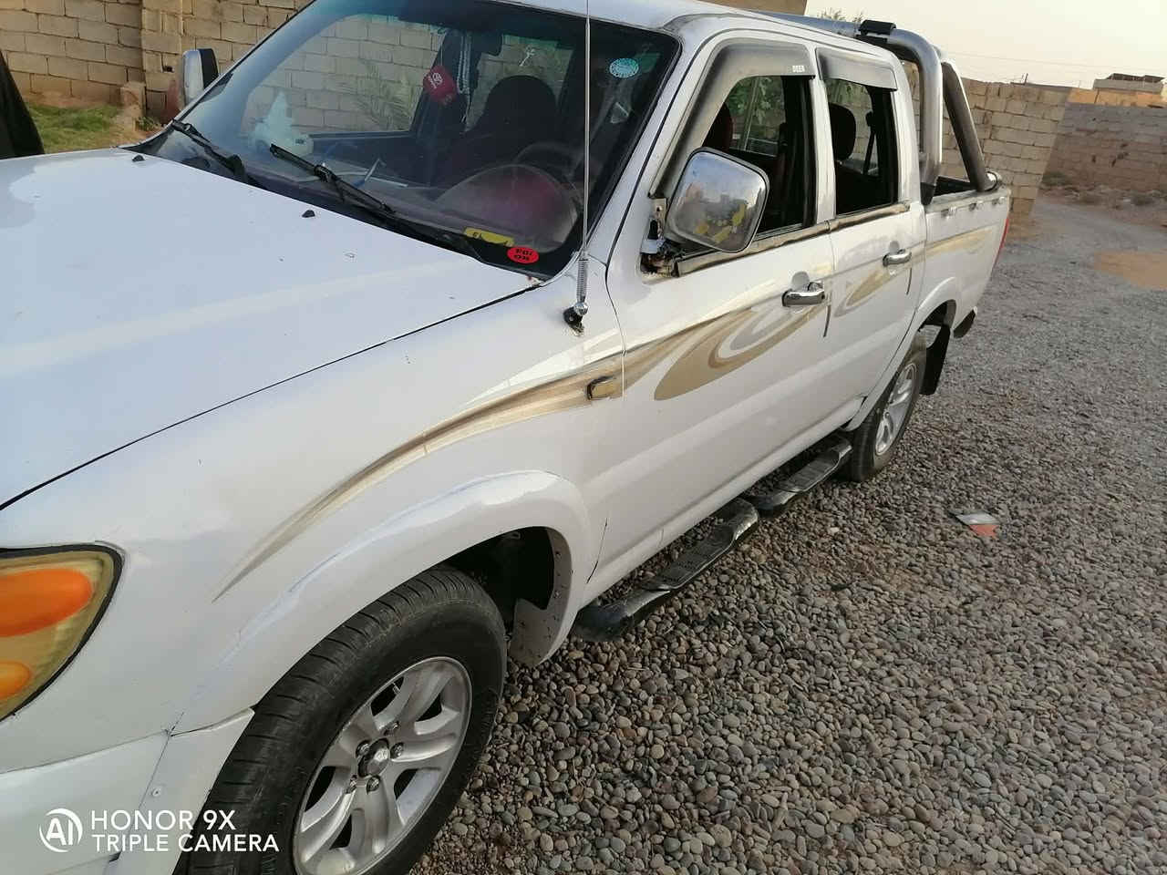 السلام عليكم سيارة ادمرال سنوية لل 27موديل 2010رقم دولي السعر 65بي مجال قليل او مراوس حسب القناعة ***********
