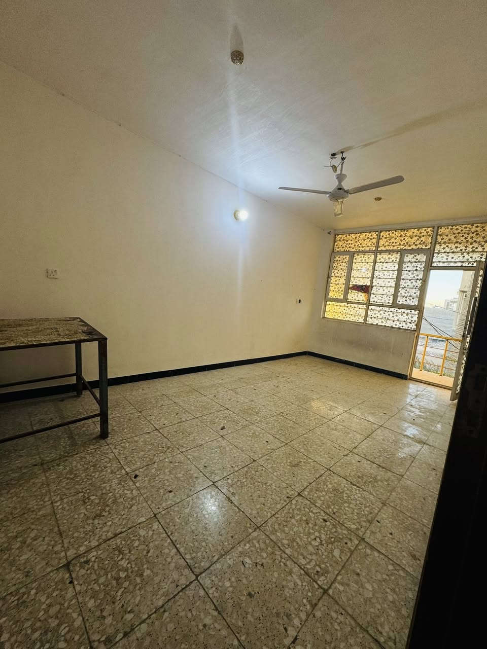 دار زراعي سند ٢٥ في احمد الوائلي مقابل كباب حبيب 
للتفاصيل داخل الفديو 
***********
***********
سر
