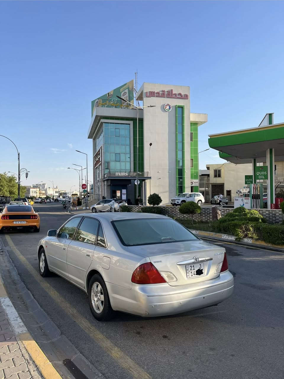 افلون 2002
رقم سليمانية اصولي 
سياره جديدة بدون صبغ فقط الباب الخلفي السكن مبدل بلاد
مكاني كركوك
السعر : 95 وبيها مجال 
الرقم : ***********
