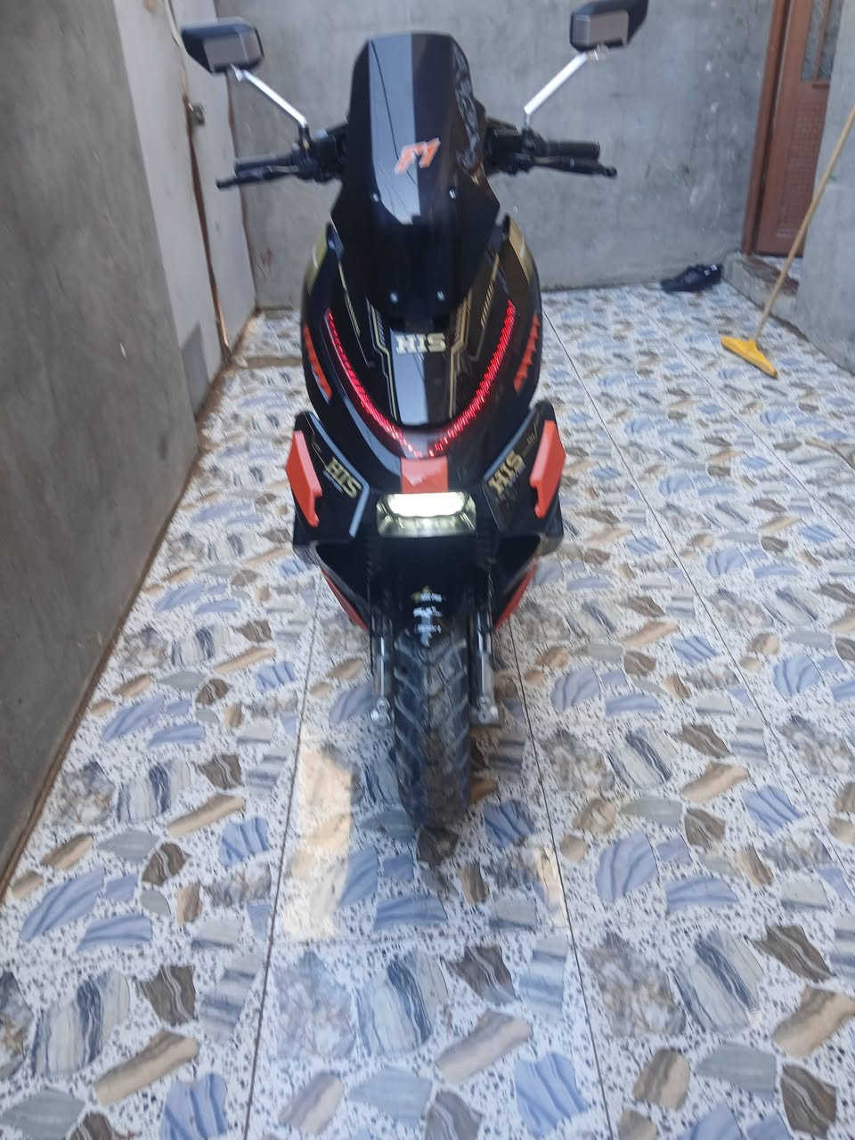 للبيع مكاني فلوجه الجولان
بعده شركه ستخدام يومين
***********
