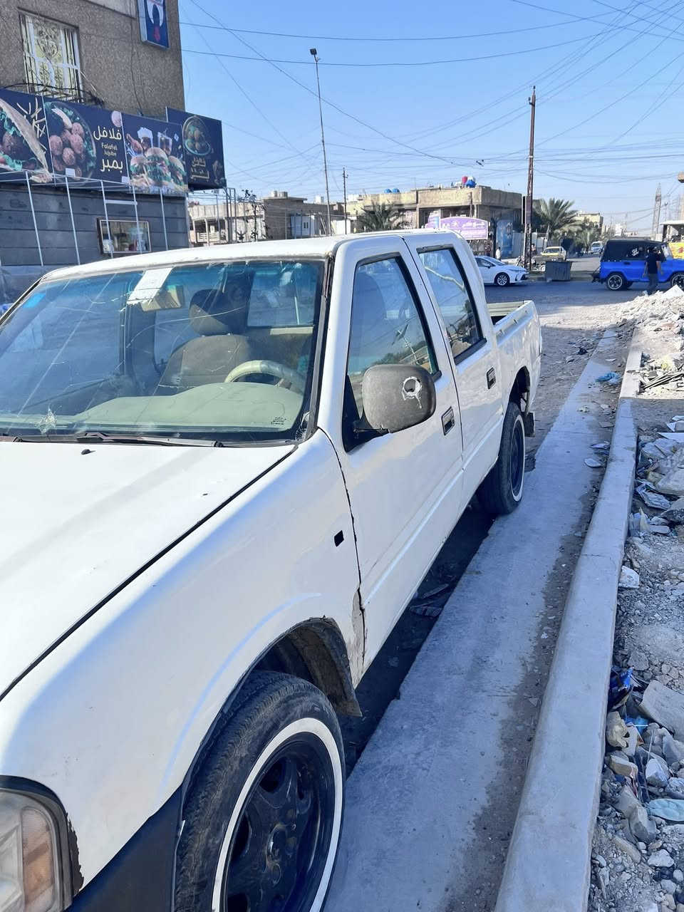 سلام عليكم  موديل 2006  رقم انكليزي تحويل مباشر  
استفسار ***********
