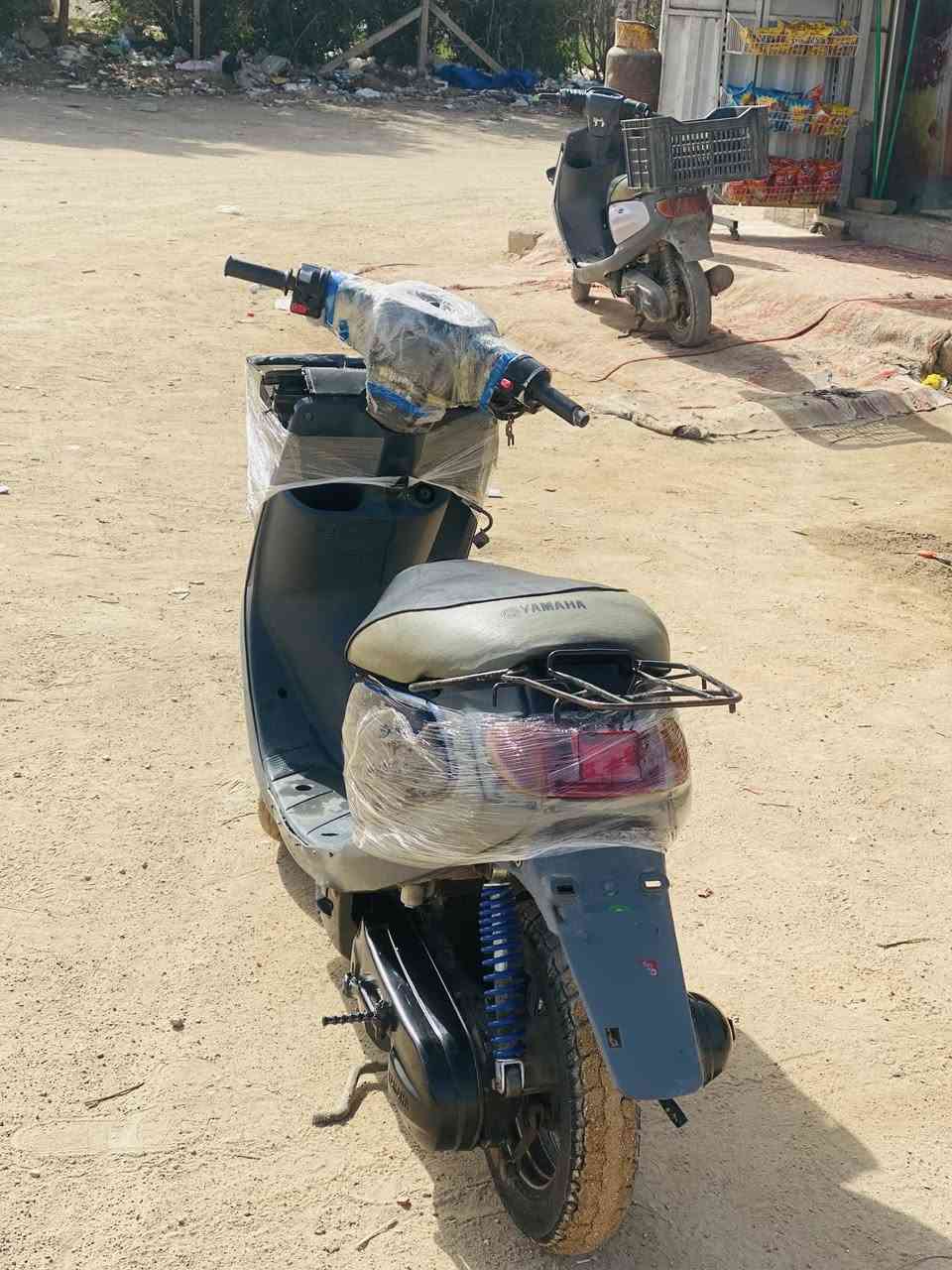 دراجه منغولي للبيع بيها نقص بسيط يرادله صالنصه وكلجات خلفيه دراجه كامله السعر 275وبيها مجال الاستفسار اكثر الاتصال ***********
