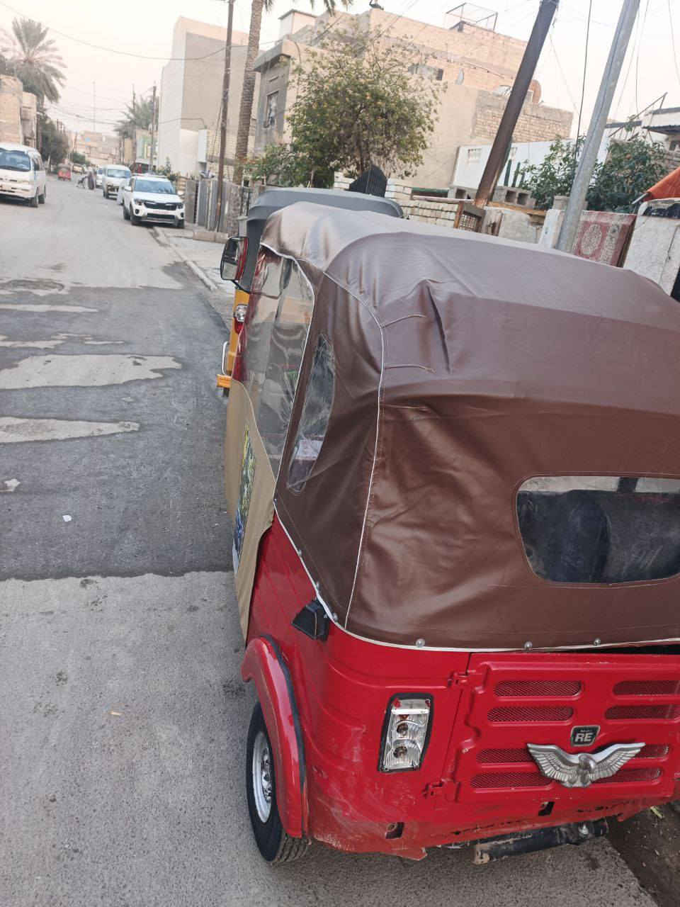 السلام عليكم تكتك ثمنطعش للبيع مال خبزه نظيفه السعر مناسب جدآ للتواصل )*********** ( المكان بغداد الدوره)
