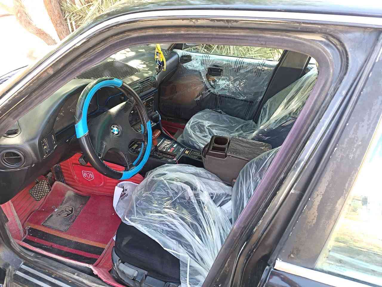 السلام عليكم
للبيع بي ئم 525 رقم بغداد الإنكليزي  مشروع وطني بسمي
كير ومحرك مكفولات صدر جديد سياره خير من الله
 السياره مصبوغة عام جديد 
الرقم ***********
