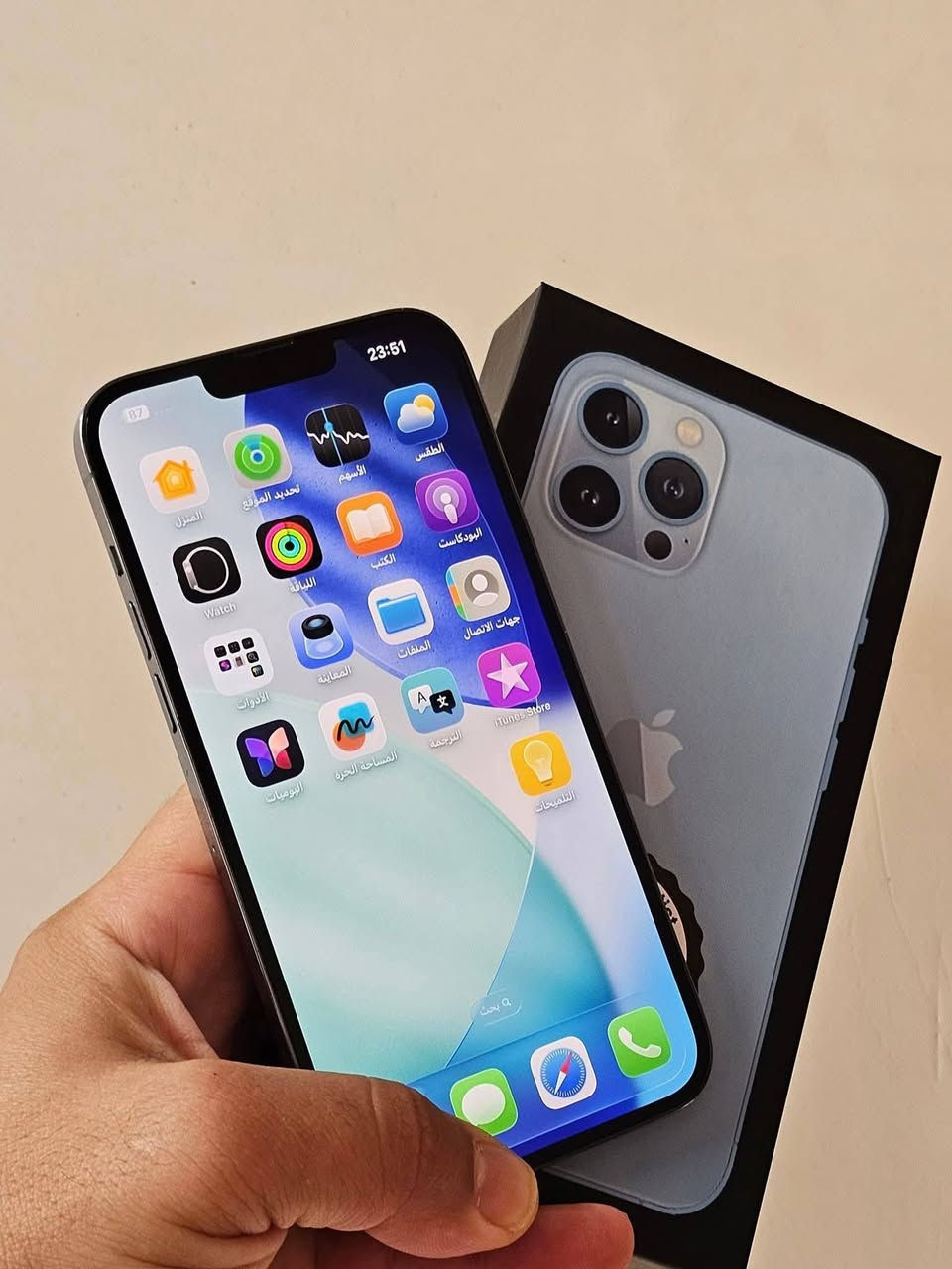 ايفون ١٣ برو ماكس
لون بحري
نموذج M
ذاكرة ٢٥٦
بطارية 89 اصليه من شركه ابل 
واتر بروف
جهاز بلادي ومكفول من كلشي
ملحقات الجهاز باكيت +لاسق مضلل اصلي
عنواني الرمادي 
التواصل عالخاص
او عالرقم 
***********
