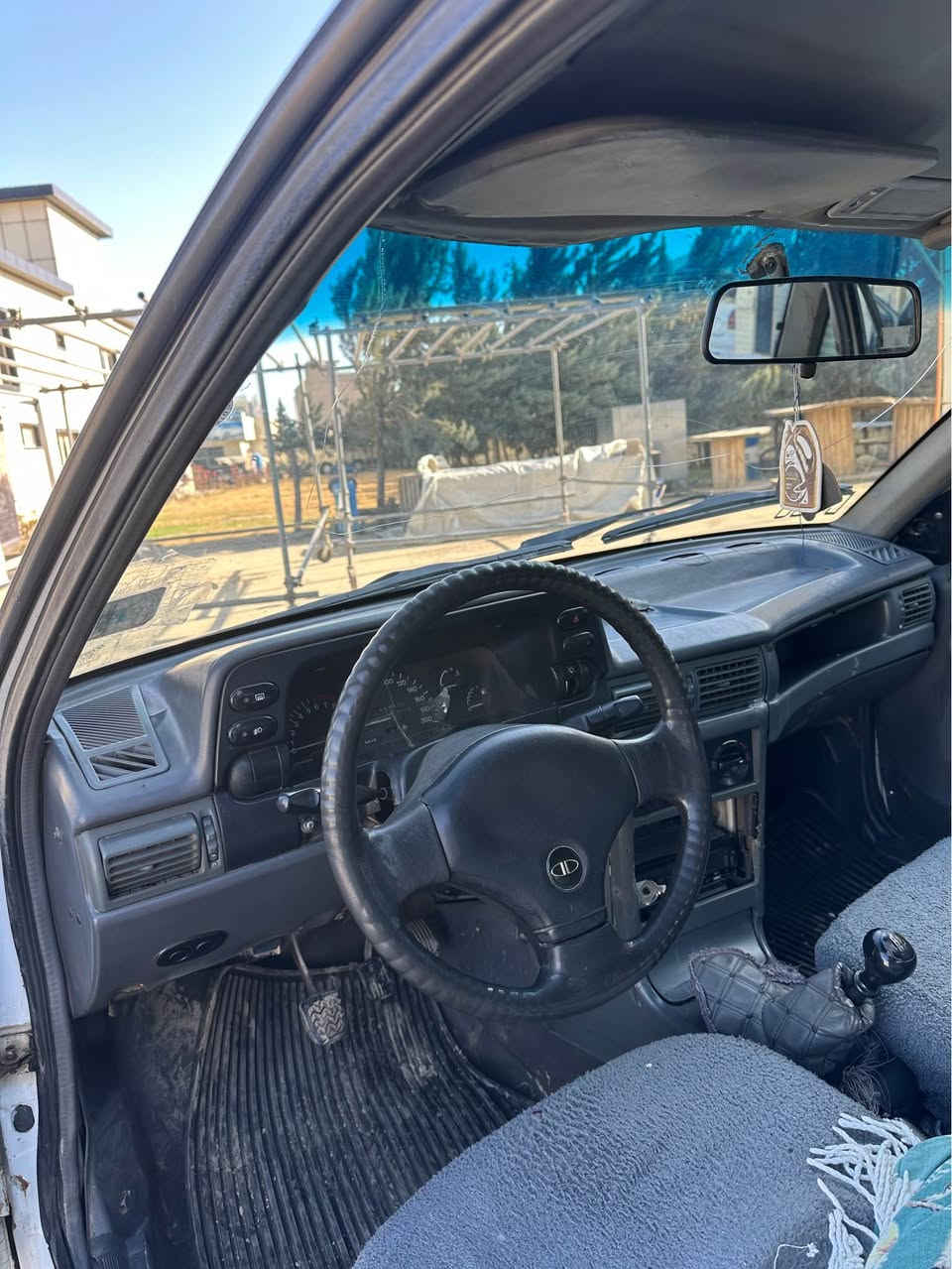 دایۆ سیلۆ مە کینە 16 مەرخوب ئارمی پلاسیک سلێمانی مۆدێل 94 سەیارە کە زۆر بێمە سرەفە ماڵی فە قیرە نرخی خوار بازار تە نها 15 گە ڵا بۆ پەیوە ندی *********** السليمانية, العراق
