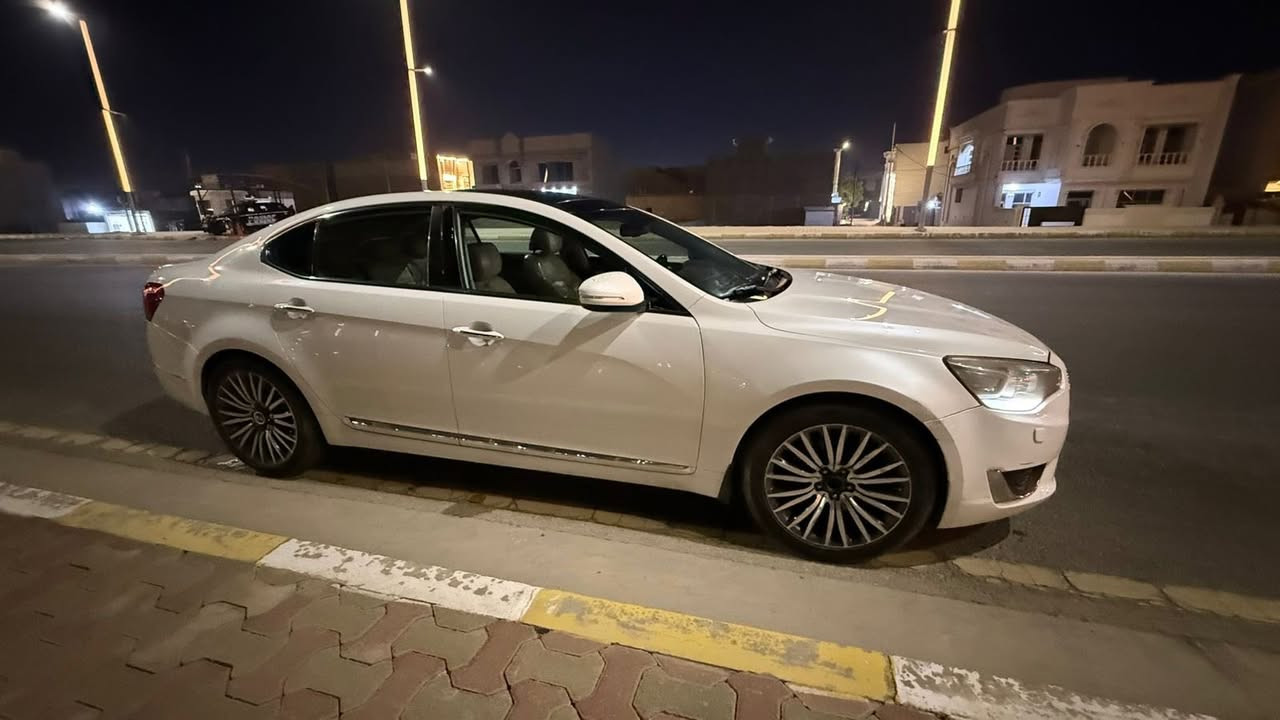 للبيع  فول مواصفات داخل ملكي vip رقم دهوك سنويه جديده ماشيه 280 مكفوله من الضربه والصبع بيه بارد بالجاملغ الايسر اصبعين تقريبآ قفل 145 ***********
