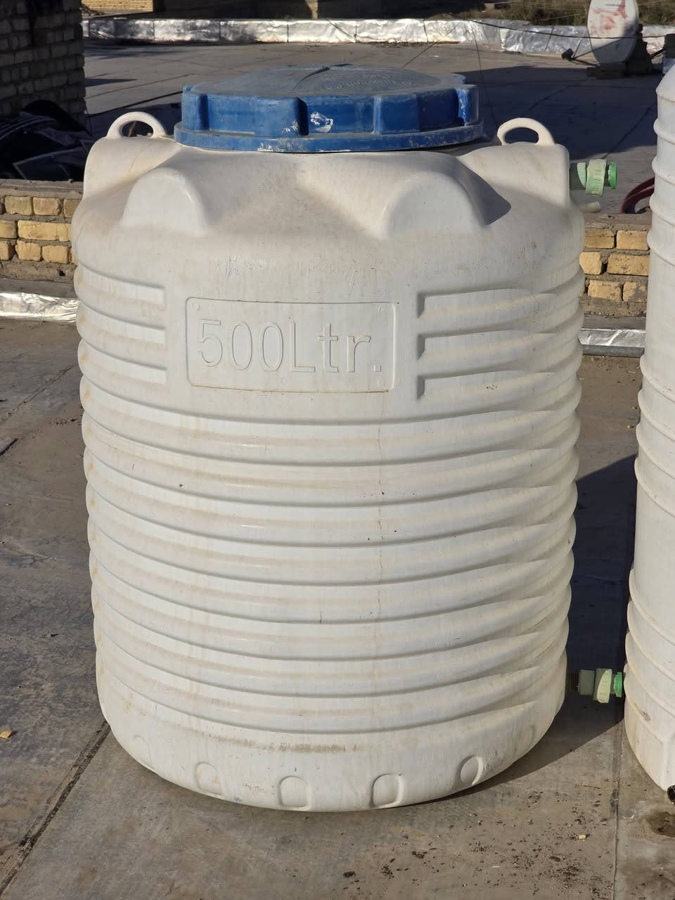 خزانات ماي ثنين للبيع واحد ( ألف لتر ) والثاني ٥٠٠ لتر
سعرهن 160 الف مكاني سوق الشيوخ ***********
