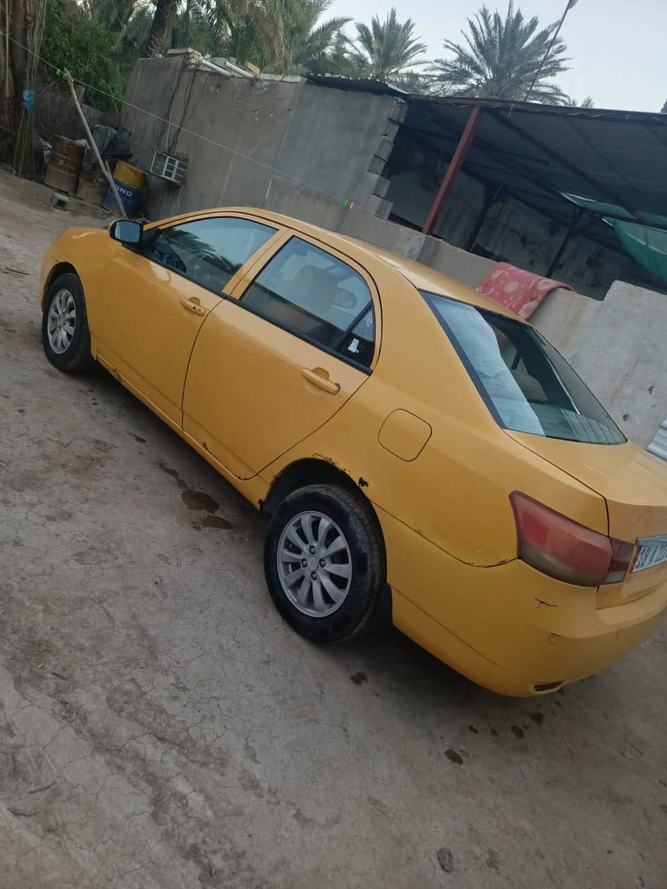 بي واي دي ام فتحه 2013رقم بابل دولي محرك كورله1600كير ومحرك خير من الله  نقصه بس غاز تبريد 38وبيه مجال حك جيه عنوان واسط قظاء الصويره 
صاحب سياره ***********ابو رامي
