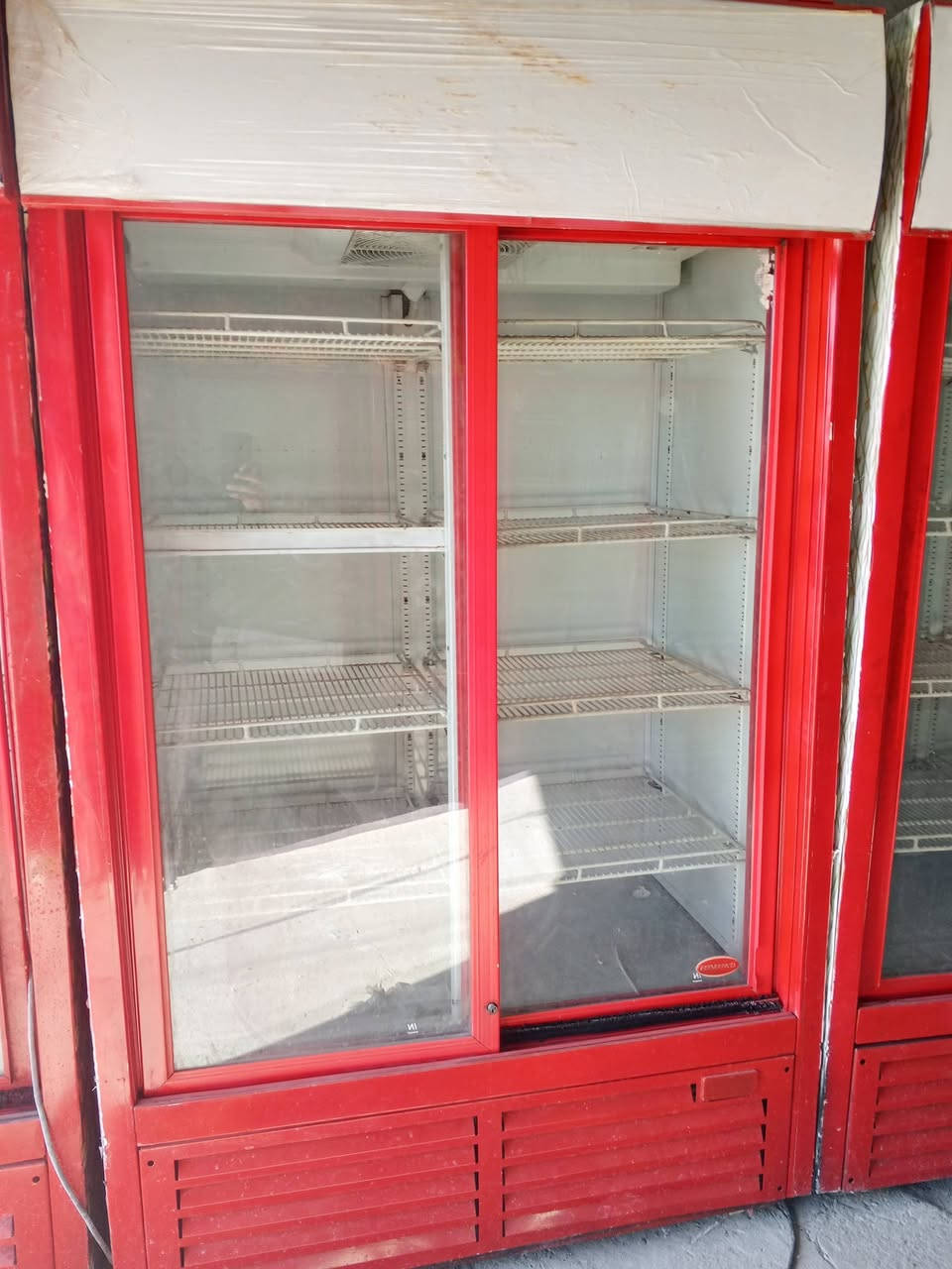 بلاش البرادات اخوان فرق عن السوك نص بالنص 
توصيل موجود للحجز او الاستفسار اتصل ***********
