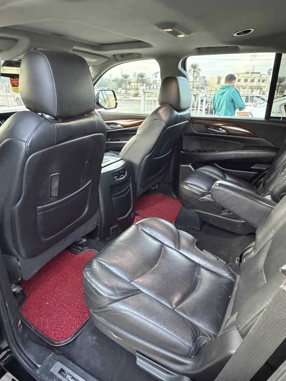 اسلام وعليكم 
كديلاك 2019 اسبرسو فول موصفات 

ماشية 177 السيارة السيارة جديدة كلش 

السيارة نضيفة رقم بغداد بسمي 

بيهة بارد بل جامرلغ ال خلفي صفحت السايق 

مكان ال سيارة ديالى ال مقدادية
السعر 3 دفاتر او 40ورقة  وبيهة مجال 

***********
