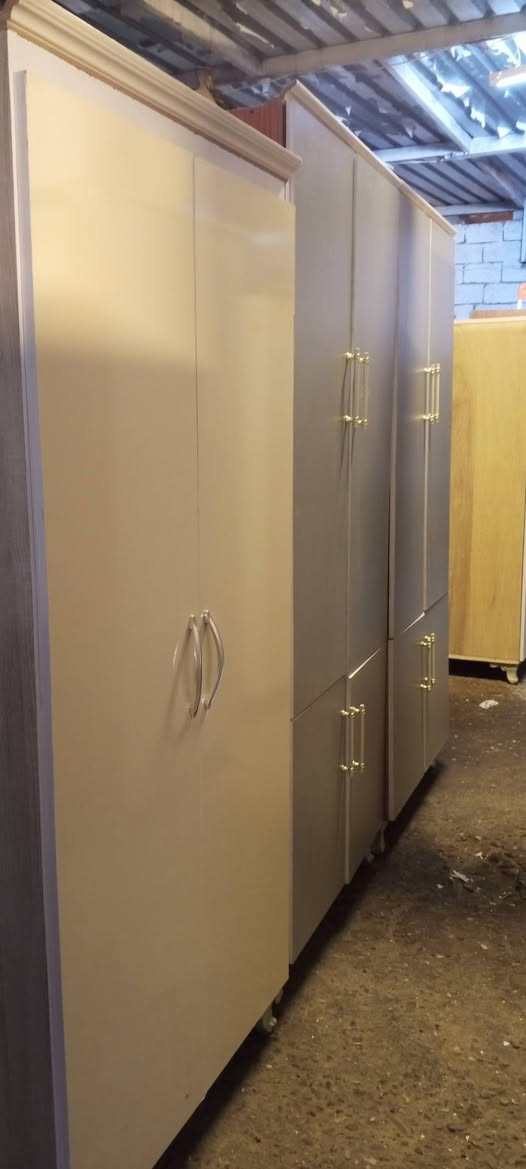 كناتير للبيع بابيين وا3و4بيابان  وپوفيات وتلفزيون بسعر مناسب ***********
