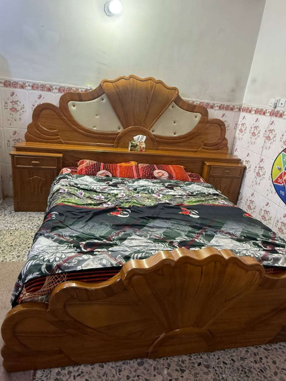 غرفه أخشاب درجه اولى وفول نضافه واستعمال قليل  مكان #نجف


**إذا كنت صاحب هذا الإعلان وتريد حذفه لأي سبب، رجاءا أرسل رسالة إلى الدعم الفني**