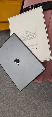 ايباد ٨ • ٣٢ • السراجي