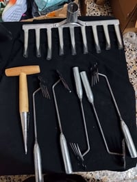 ديكورات منزلية • مستلزمات حدائق • أثاث منزل • أدوات منزلية • للبيع