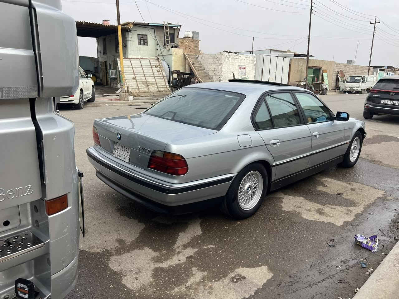 السلام عليكم
للبيع 740 موديل 95

اخوان السياره جديده بمعنى الكلمه 

وجاهزه من كلشي الف ماتصرف عليها

كير  ومكينه خير من الله

حداديه امامي خلفي كله جديد 

تخم تاير جديد 

تتفئه وتبريد 

5 بردات الخلفيه كهرباء 

عدسات LED. زرع يعني لايت نهار 

كشنات كهرباء 

جنطه شفط 

السياره ليوم مسوي ادامه كامله عليه من

بلكات اصلي ونوزلات وفيت بم وكلاص بانزين 

وفلاتر دهن وفلتر شوته

اخوان السياره جاهزه من كلشي وترايك وين ميعجبك 

السياره مصبوغه عام جماليه بدون ضربه

هزه جديده قبل سبوع سويته وارقام انكليزي بسمي تحويل وين ميعجبك

ولي يشوفه غاليه ان شاء الله يلكه الاحسن منها

السعر 133 وبيها مجال للطيبين 

***********
