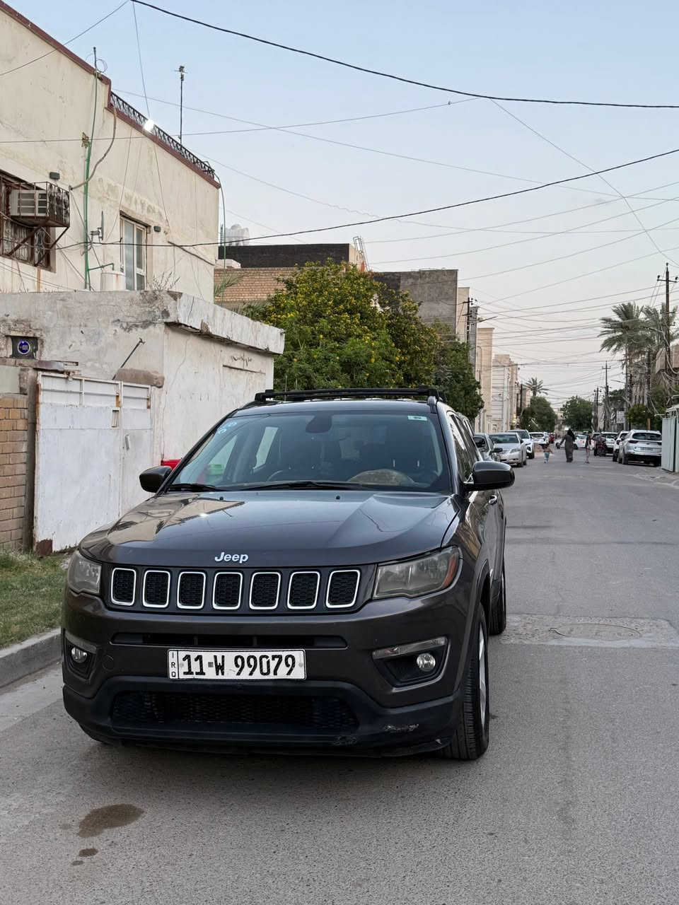 جيب كومباس 2018
لاتليود
رقم بغداد دولي باسمي 
بدون ايرباك حادثها
جاملغ خلفي 
موصفات 
شاشه وسط 
كسري كهرباء
كشنات جلد ومخمل
كشنات هيتر
ستيرين هييتر
تو ويل 
سستم سماعات
قطعتين تبريد
وبعد اكو هوايه موصفات
ماشيه 104 m
سعرها 123 ورقه وبيها شي بسيط
مكاني بغداد سبع ابكار
***********
