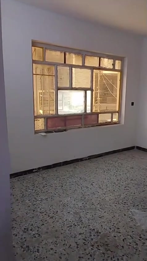 شقة للايجار طابق اول
جاهزة ونضيفة سعرة 350

الموقع بضهر مستشفى الدولي الاهلي

شارع الجامع

***********
