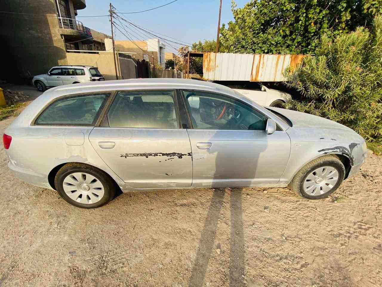 السلام عليكم سيارة اودي A6 2009 للبيع السياره كدامك هذا الكشر مالتة السياره مابيه شي شغاله وبيه مشاكل تجي تجيك وتفحص بيدك السياره ابيعه ع عطلاته  و السعر 80$ وبيه مجال بسيط للشراي العنوان الحله بابل بكرلي قرب فلكه الساعة للتواصل 
***********
