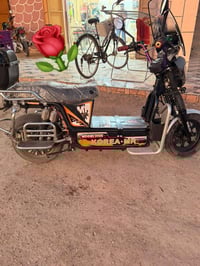 موطور شحن للبيع ست 6 بطاريات 07817748342