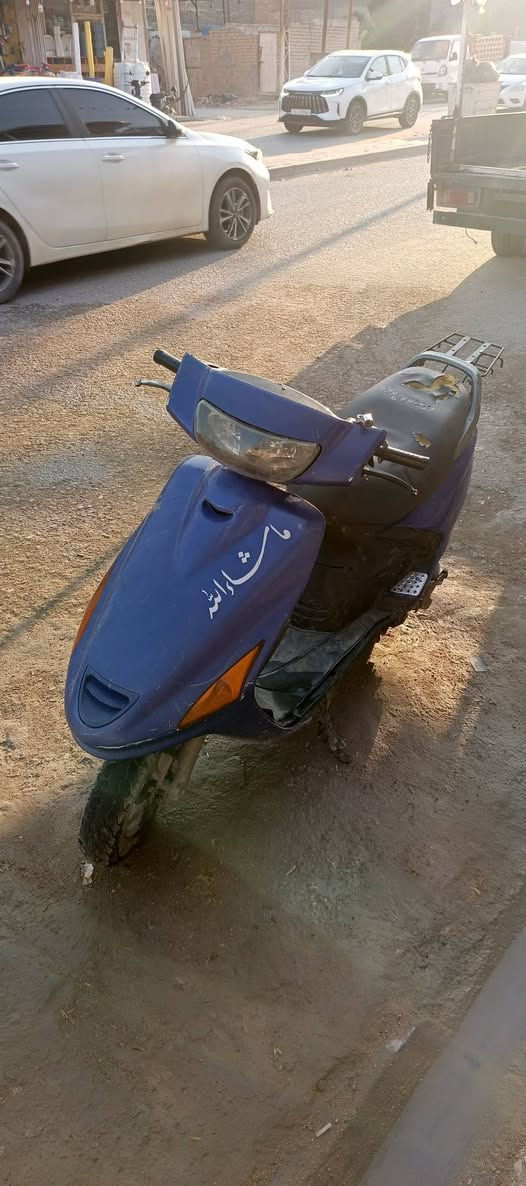 السلام عليكم
دراجه فراشة نضيفه للبيع شغالة محرك نضيف
مكاني النجف حي ميسان 
***********
