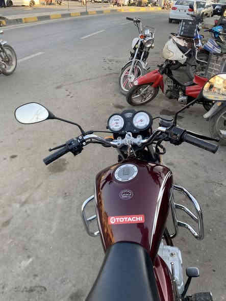 السلام عليكم دراجه ساو سنكي للبيع
تايرات جديده صدر جديد كشر كامل جديد الدراجه جديده 
والمحرك مكفول من التنقيص والتبخير والدخانه
السعر ٨٥٠ وبي شويه مجال 
للاستفسار الاتصال ***********
صلاح الدين قضاء بلد
