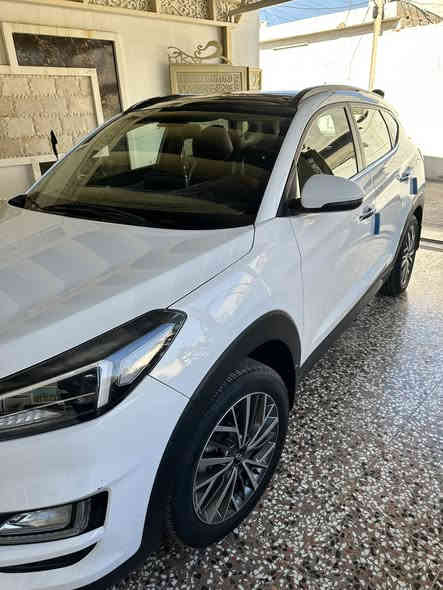 السلام عليكم ورحمه الله …
للبيع توسان 2019 خليجي 

ماشية 94 وقابله للزياده محرك 2000 دوش

بيها شخوط خفيفه

فول واحد ع واحد 

بانوراما 

بصمه

كشن  كهرباء 

لد نهاري 

اشارة ترحيب 

لايت  عدسة متحرك  

مراي شفط 

ثلاث انظمة قيادة 

شاحن لاسلكي

 دخول ذكي 

تبريد قطعتين 

تحكمات ستيرن 

مثبت سرعة

شاشة 

وكاميرا 

سايد بريك بالرجل

—————-

السعر اتصل على هذا هاتف ‭٠٧٧٢ ١٠٤ ٤٤٤٥‬/‭٠٧٥١ ٢٧٠ ٠٥٤٢‬
