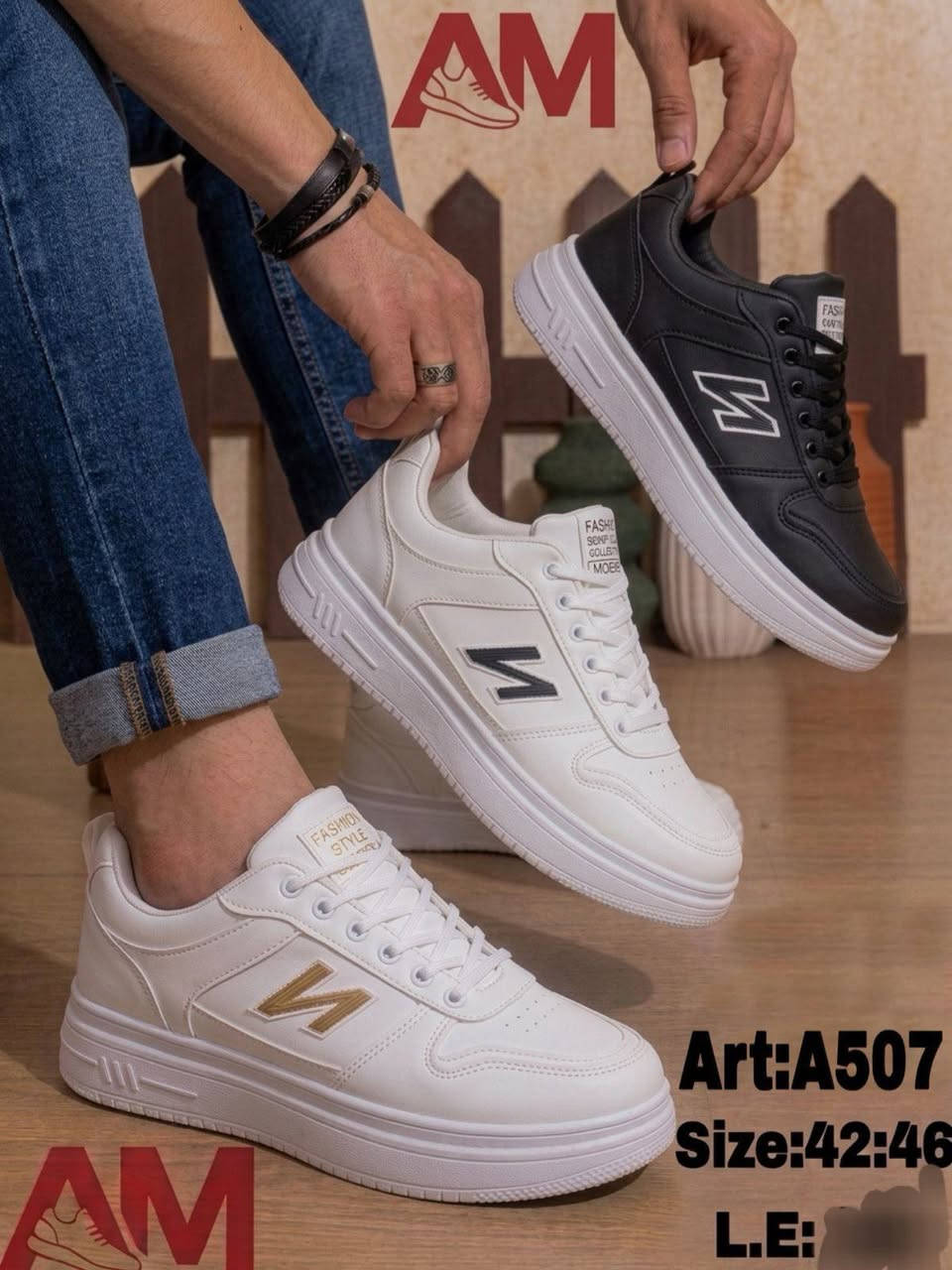 كوتشي رجالي 
نعل عالي 
مقاسات من 41لعند 46


**إذا كنت صاحب هذا الإعلان وتريد حذفه لأي سبب، رجاءا أرسل رسالة إلى الدعم الفني**