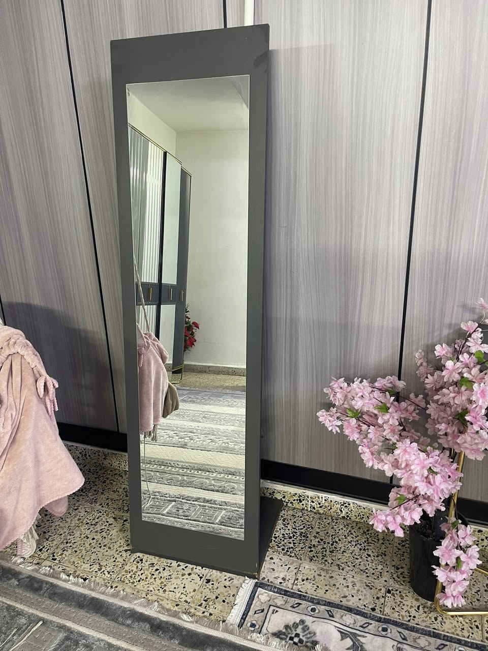 ً
غرفه نوم 9 قطع مكاني بغداد 
*********** 
السعر مليون و 150
