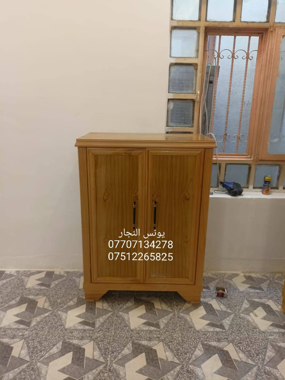 #قسط_غرفتك_براحتك
✔️ ويانا مدة التقسيط سنة و نص بدون مقدمة على منصة اقساطي
✔️ لحاملي ماستر كارد الرافدين من الموظفين و المنتسبين و المتقاعدين
✔️ يوجد فصال حسب الطلب
✔️ يمكنكم استبدال غرفكم القديمة بغرفة جديدة وتقسيط الفرق
✔️ غرف نوم باحدث الموديلات من خشب الصاج
📌العنوان : الموصل / الجانب الأيمن / الصناعة القديمة / اليابسات 
📱كورك :*********** (يوجد واتساب)
📱 اسياسيل  ***********(يوجد واتساب)
