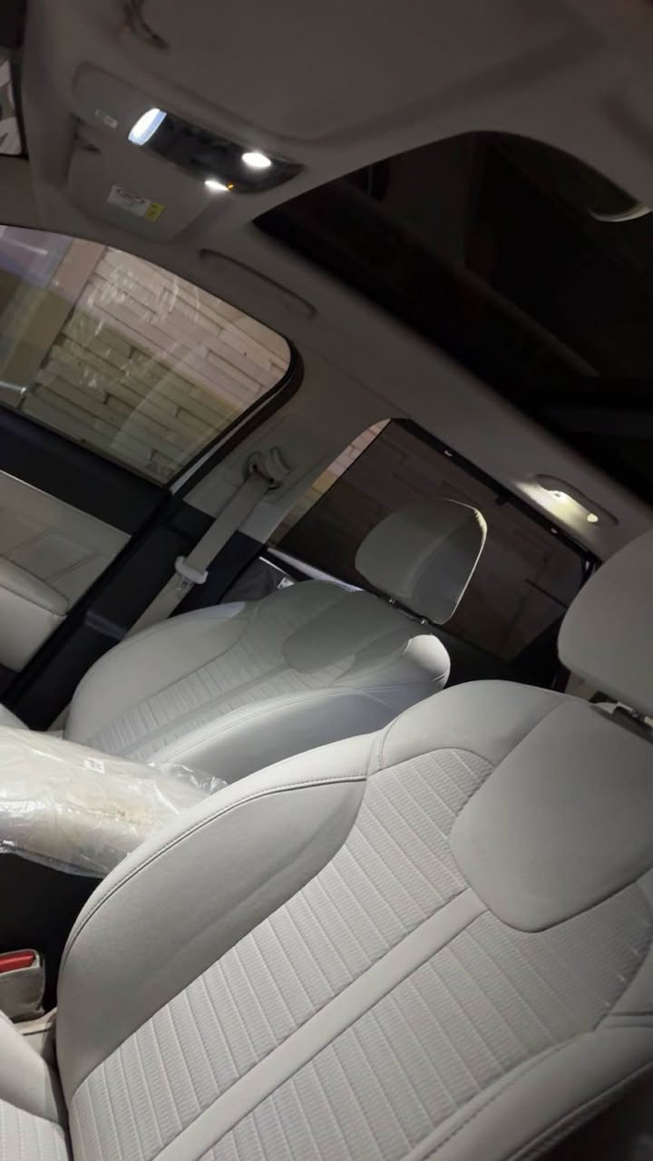 السلام عليكم اخوان كيه سورنتو 2024 خليجي فول 1/1اعله فئه مكفوله كفاله عامه ورقم بغداد باسمي استلام شركه محرك 6 سلندر بانوراما داتا شو بصمه تشغيل عن بعد 7 راكب 3 قطع تبريد ويل 20 الجبير اناره داخليه كير موس 5 انضمه قياده صندكوك كهرباء وهواي موصفان بعد العنوان بغداد المنصور للستفسار *********** السعر 318 وبيه مجال بصيط بغداد, العراق
