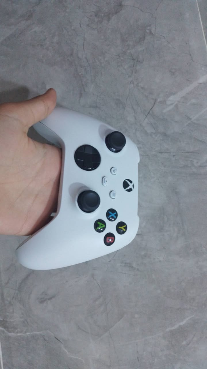 سلام عليكم عندي اكس بوكس سيريس اس مستعمل نضيف بالكارتونه وياه يده اصليه وكيبلات و يوبي اس +اشتراك كيم باس 5 اشهر بعدله لبيع كل هذا ب375


**إذا كنت صاحب هذا الإعلان وتريد حذفه لأي سبب، رجاءا أرسل رسالة إلى الدعم الفني**