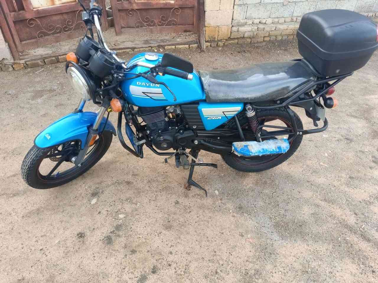 دراجه دايون. نفخ   دراجه كارتون. مكفوله من الزلغ  ماشيه 7لاف.  دراجه زيرو.  مال بيت. ما طالعه    مديل 22طالعه بل 23 وماماشيه    مكينه  خرسه  جاهزه  مكان الرفاعي  السعر 1550بيه مجال. قليل ***********
