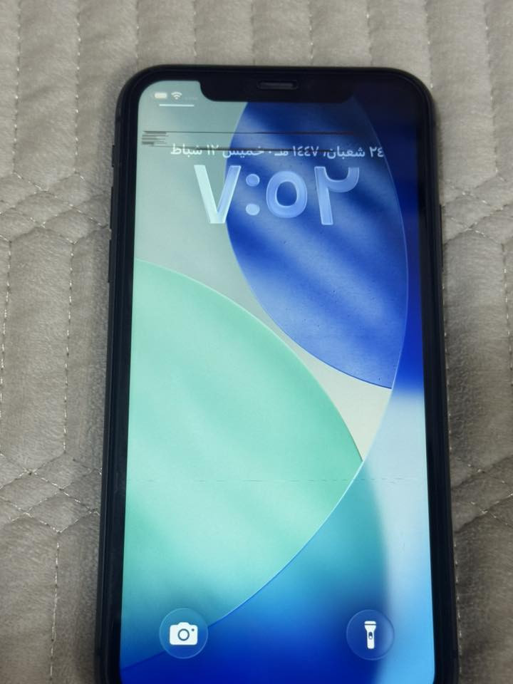 ايفون 11 عادي
ذاكره 128

دبل سيم 

بطاريه 74 

 كلشي مامبدل بي بس ينرادله تبديل شاشه 

سعر 175 وبي مجال 

للاستفسار ***********
