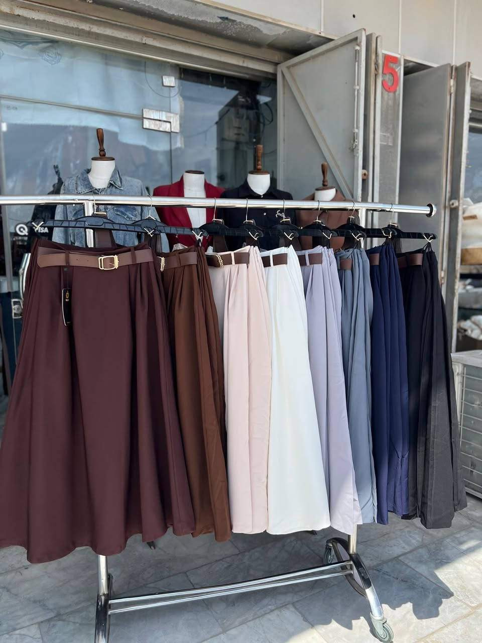 👗✨ أزياء النجار ✨👗

وصلت الآن تشكيلة التنوره الجديدة
أناقة ما تنوصف… وتصاميم تخطف الأنظار 💫

موديلات عصرية تناسب ذوق المرأة الراقية
خامات فخمة وأسعار مدروسة ✨

كوني الأجمل في كل مناسبة 🌸
واختاري إطلالتك من أحدث الصيحات

📍 بابل – الحمزة الغربي قرب الحسينية الكبيرة
📞 ***********
📞 ***********

🔥 سارعوا بالحجز… الكمية محدودة 🔥
