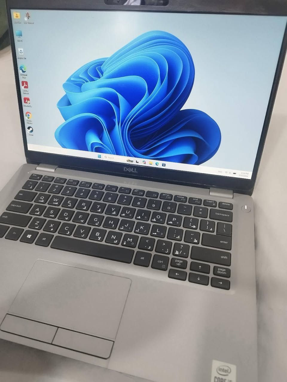 السلام عليكم لابتوب Dell latitude 5310
جيل 10  i5 gen
RAM 8gb

شاشه 13in  full hd
بطاريه 6 ساعات تشغيل
الابتوب نضافة 99٪  مكفول من اي عطل او خلل
سعر 340 الف وبي مجال متوفر توصيل


**إذا كنت صاحب هذا الإعلان وتريد حذفه لأي سبب، رجاءا أرسل رسالة إلى الدعم الفني**