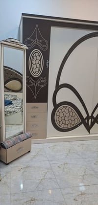 مكان العمارة • غرفه خشب