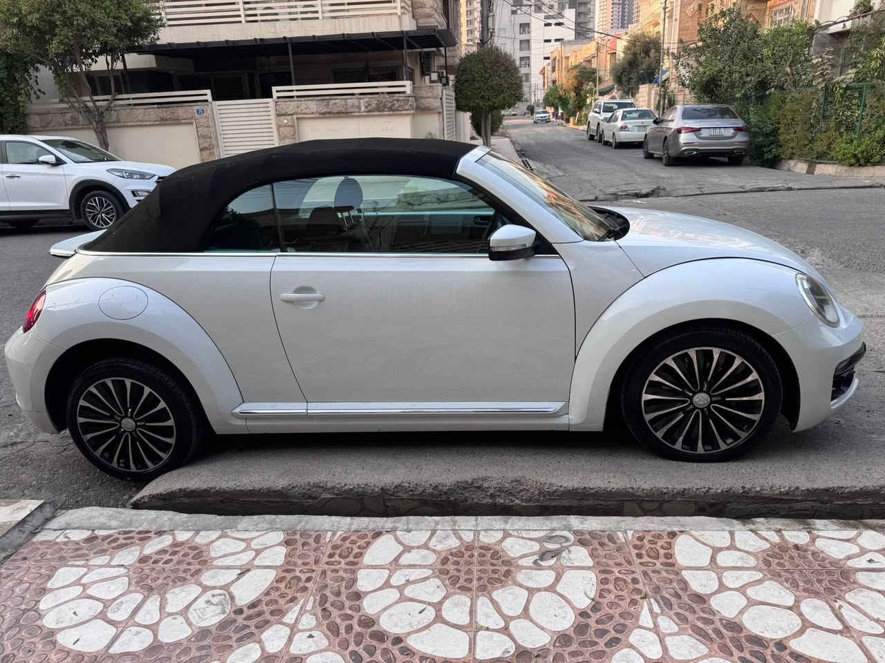 بيتل ٢٠١٧
وارد كندي
ماشي ٨٥،٠٠٠ كم
٢ قطعه صبغ -بونيت -جاملغ سكن-بدون ارباك 
رقم جديد
سعر:  ١٢٠ $ 
تواصل: ***********

