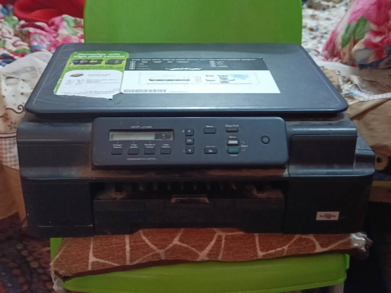 غراض للبيع
شاشات للحاسبات و الكامرات عدد 3 
سعر الشاشة 35 الف

طابعة برذر تحتاج تنضيف وحبر شغالة 
سعرها 75 

يو بي اس UPS عطلانات عدد 4 كلهن 25

الاسعار بيهن مجال


**إذا كنت صاحب هذا الإعلان وتريد حذفه لأي سبب، رجاءا أرسل رسالة إلى الدعم الفني**