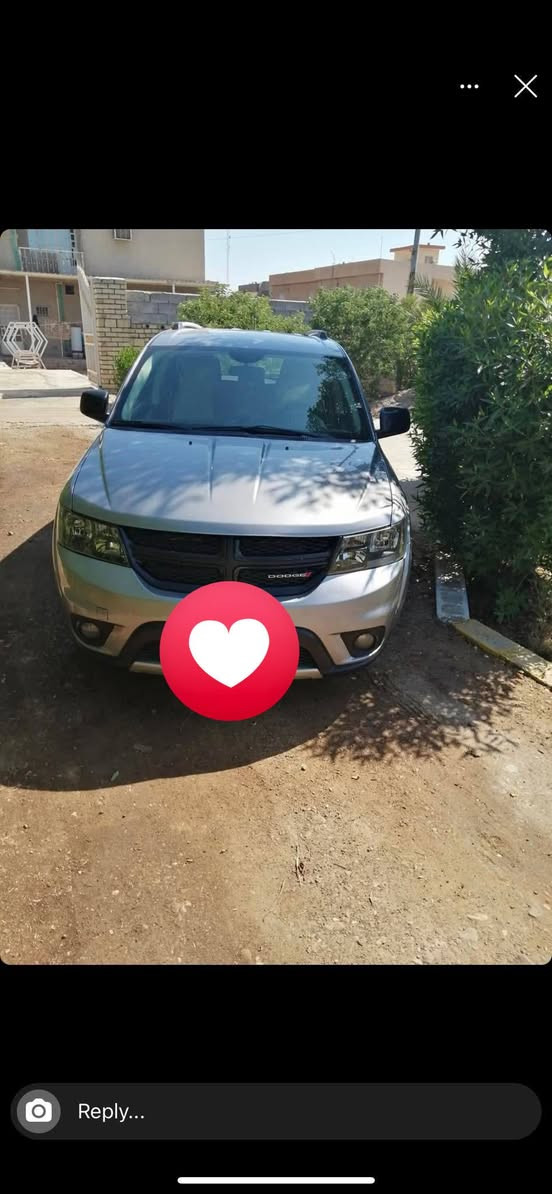 السلام عليكم  دوج جورني 2018  كلين مابيهاا صبغ  رقم سليمانيه محرك 3600 رقم ***********
